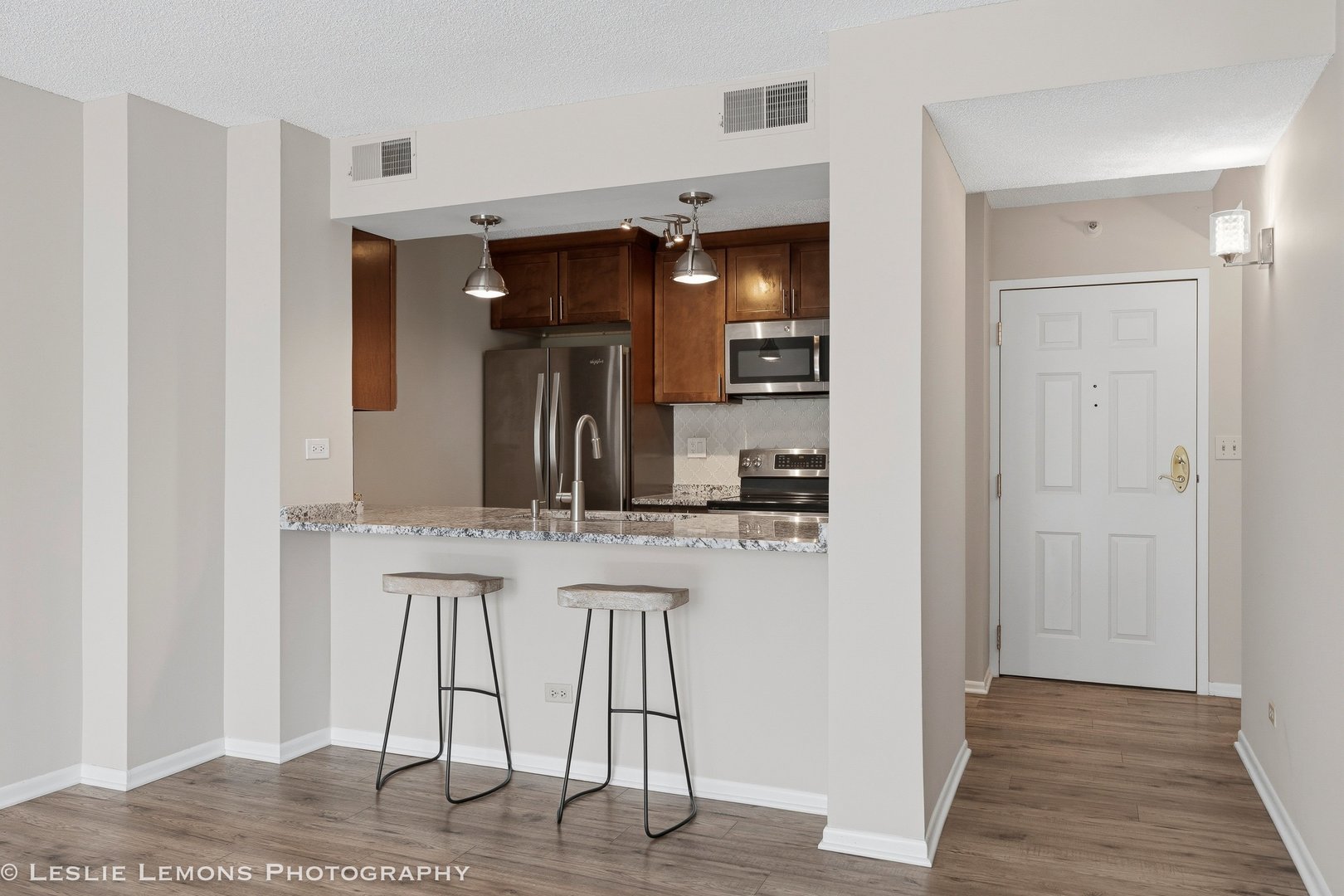 511 Aurora Avenue, Unit 313 Naperville, IL 60540 - Photo 10 of 21