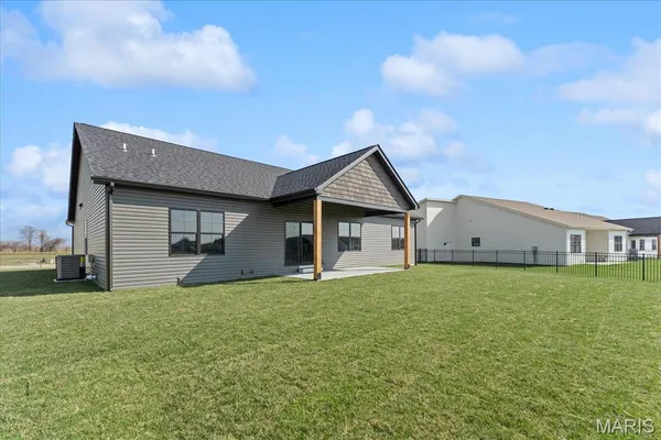 $558,800 | 825 Golden Bell Lane, O'Fallon, IL 62269