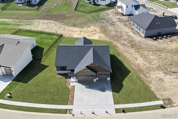 $558,800 | 825 Golden Bell Lane, O'Fallon, IL 62269
