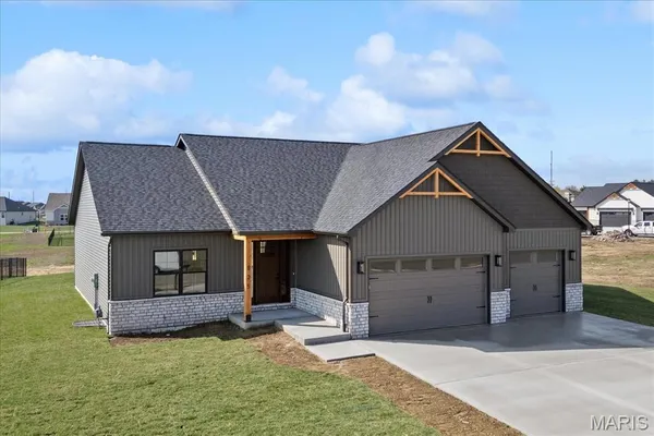 $558,800 | 825 Golden Bell Lane, O'Fallon, IL 62269