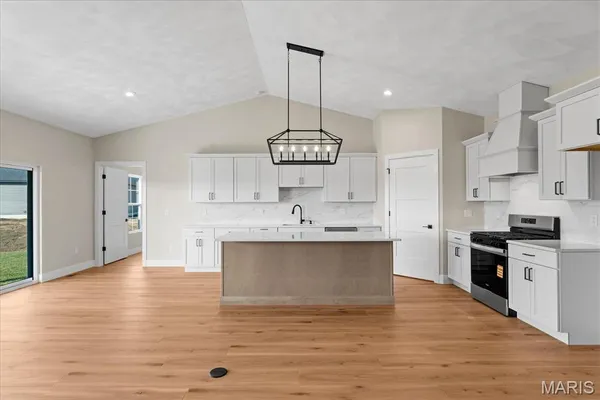 $558,800 | 825 Golden Bell Lane, O'Fallon, IL 62269