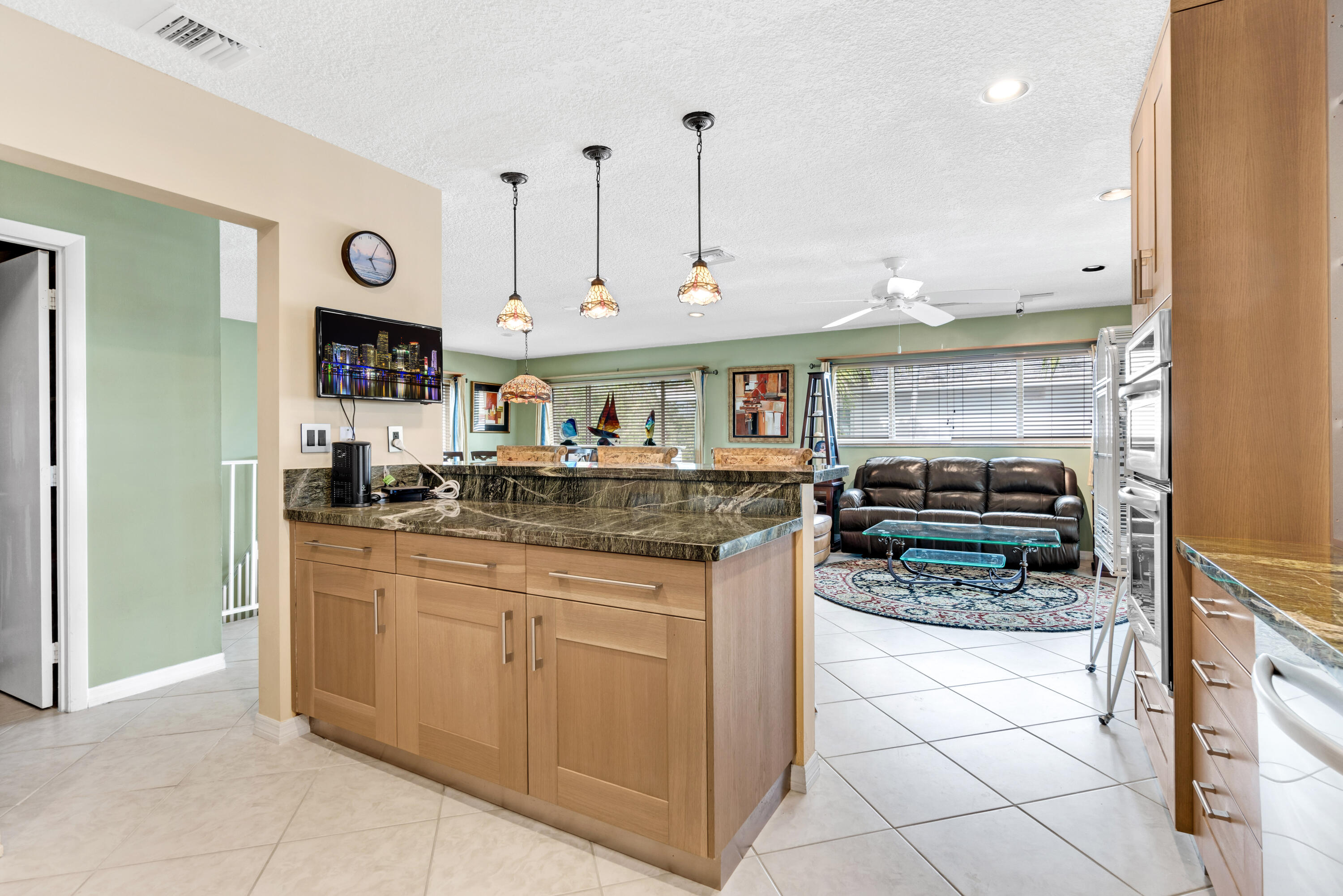 586 Beach Road Tavernier, FL 33070 - Photo 15 of 47 15