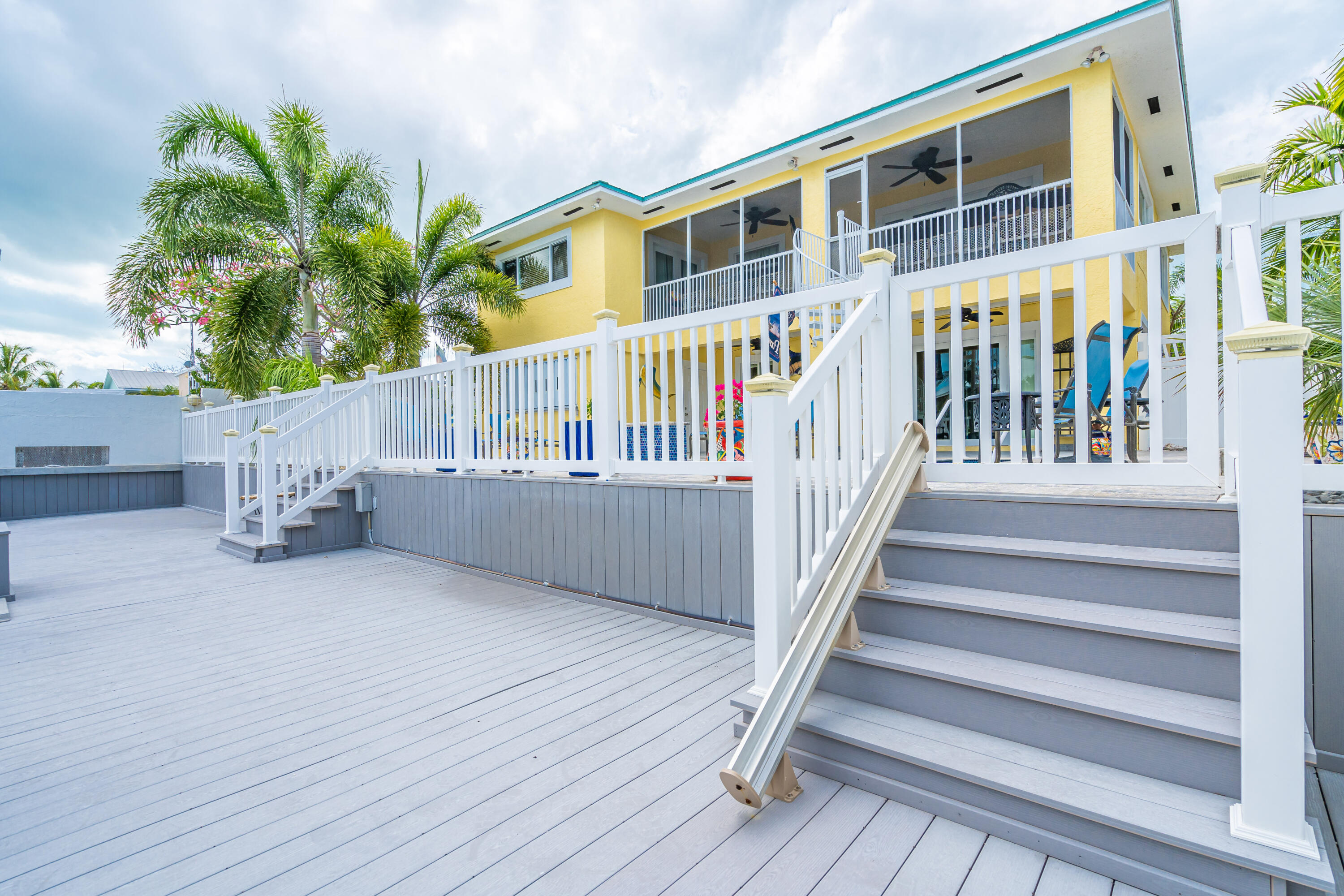 586 Beach Road Tavernier, FL 33070 - Photo 5 of 47 5