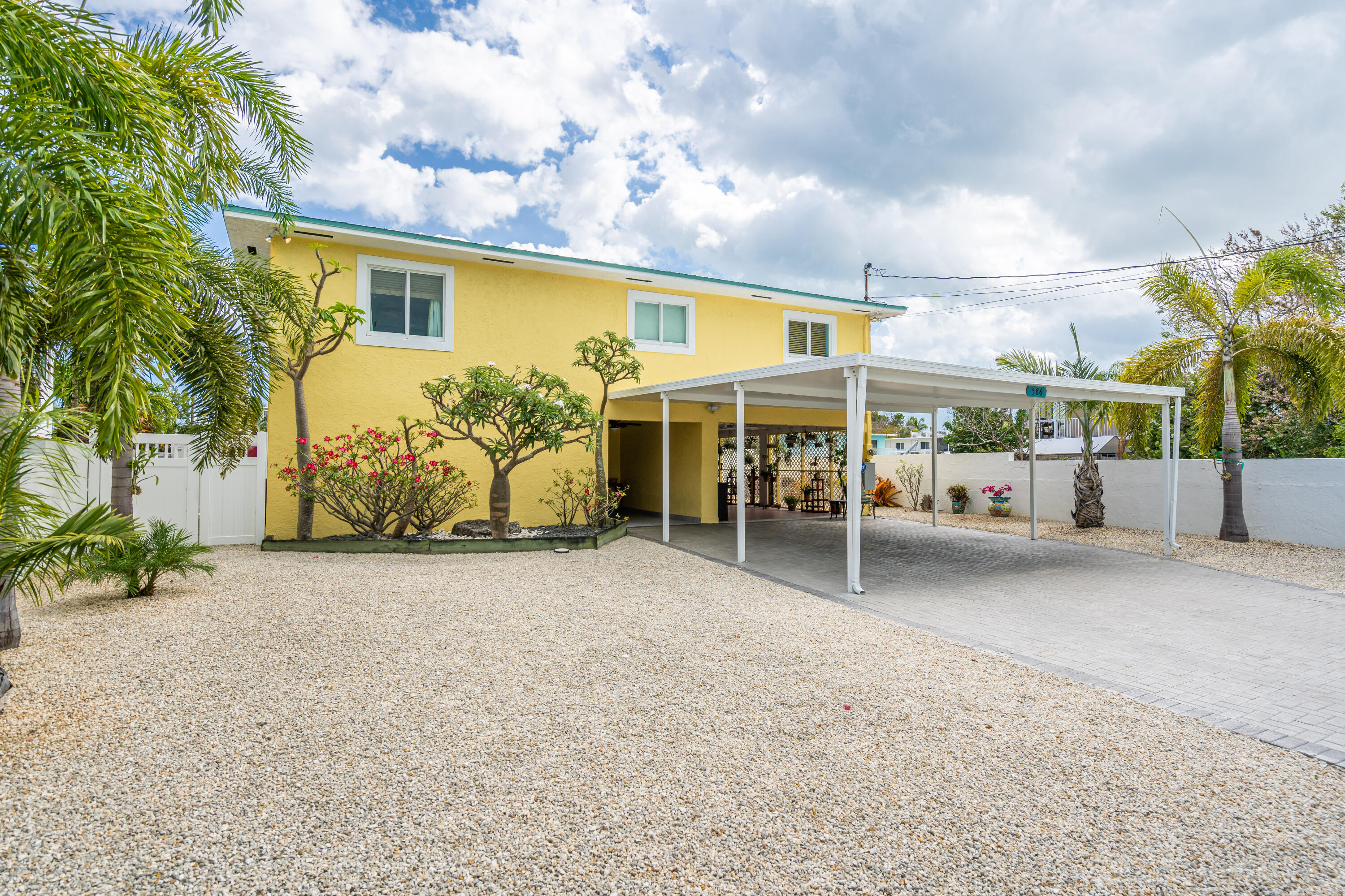 586 Beach Road Tavernier, FL 33070 - Photo 9 of 47 9