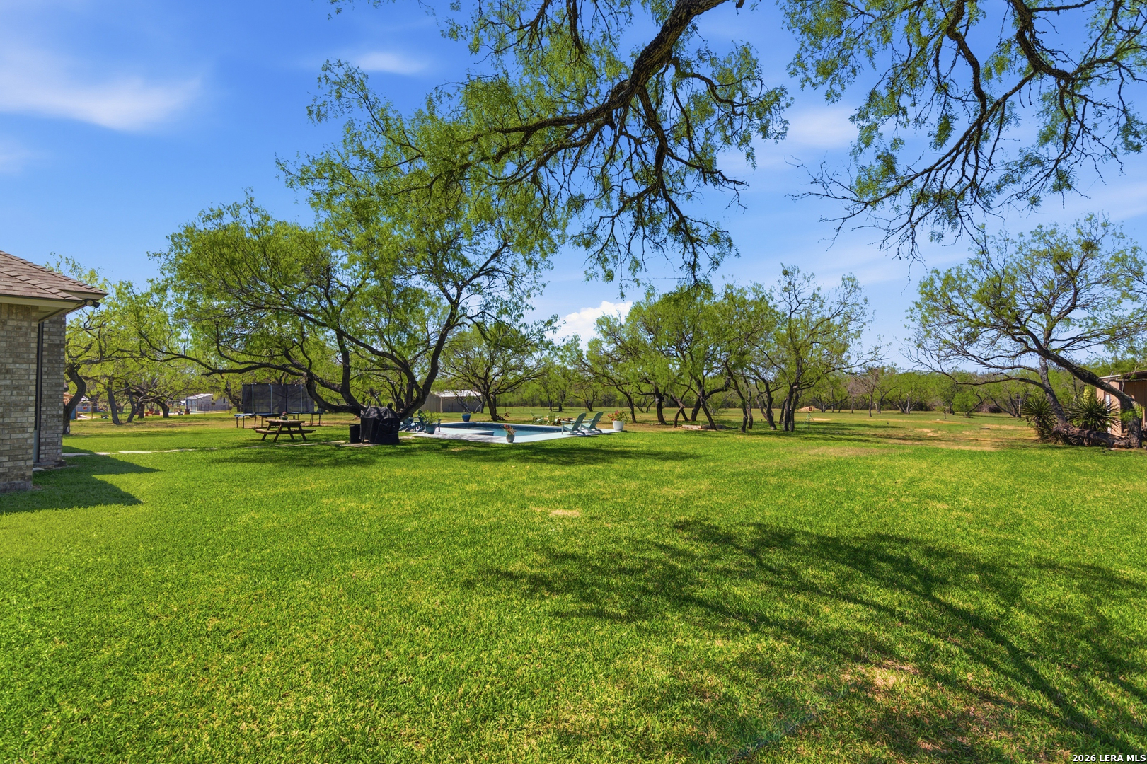 105 Old Campbell Road Seguin, TX 78155 - Photo 41 of 49 a view of garden