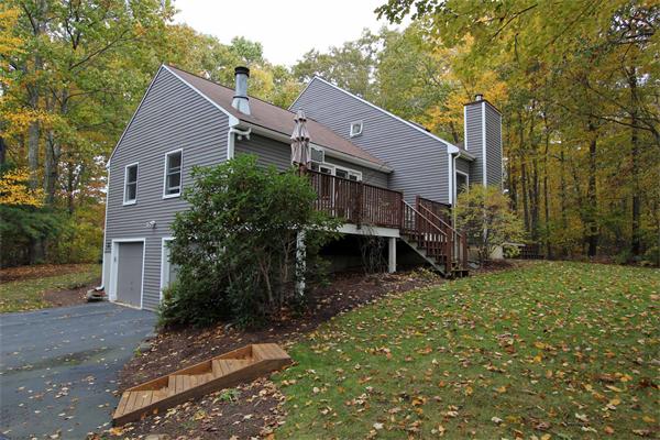 32 Summer Hill Road Medway, MA 02053 - Photo 2 of 25 Gallery Image 2