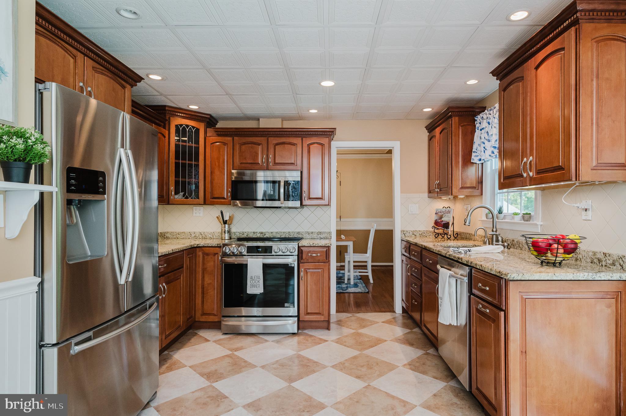 8019 Yellowstone Road Kingsville, MD 21087 - Photo 5 of 115 Updated Kitchen