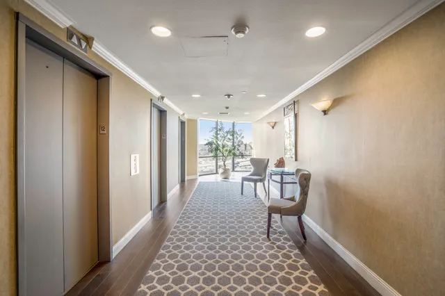 $450,000 | 15 Greenway Plaza, Unit 12D, Houston, TX 77046