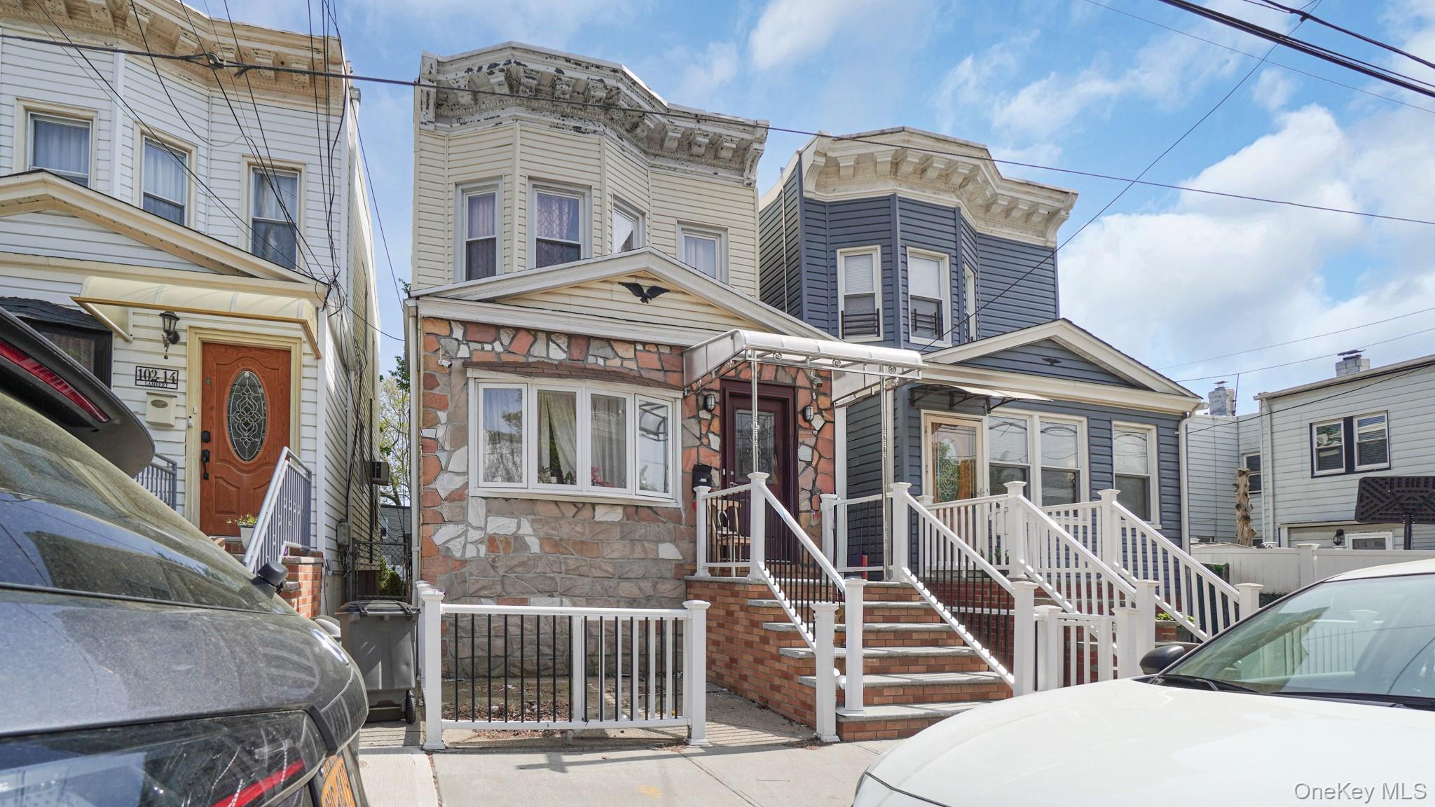 102-12 85th Road Queens, NY 11418 - Photo 1 of 22