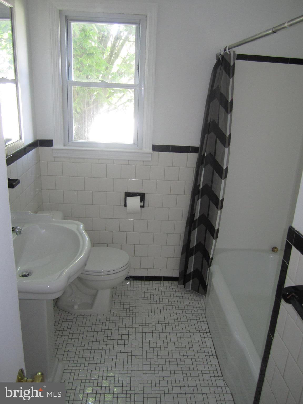 700 Juniper Road Linthicum, MD 21090 - Photo 7 of 20