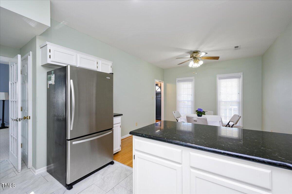 11825 North Exeter Way Raleigh, NC 27613 - Photo 11 of 27 11-- 11