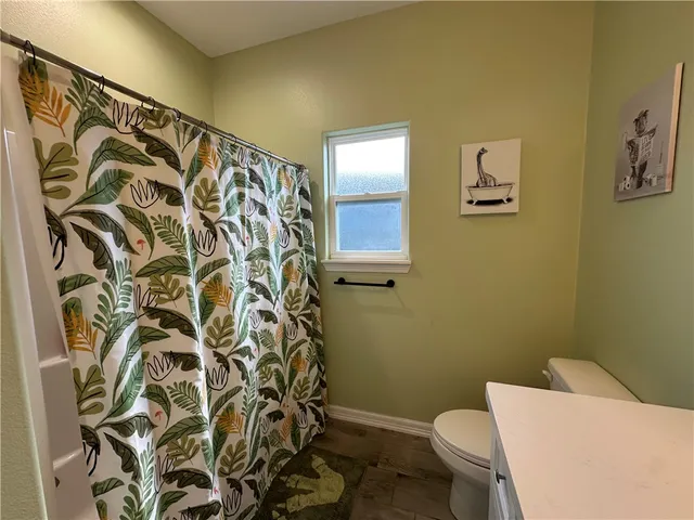 $2,450 | 1807 Bay Landing Drive, Portland, TX 78374