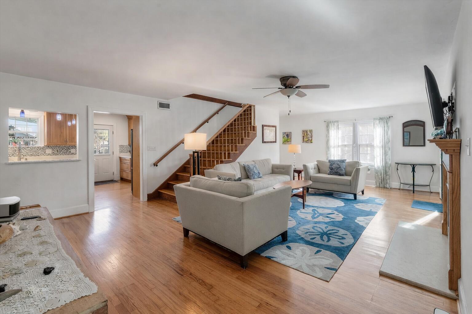 2403 Cameron Boulevard Isle of Palms, SC 29451 - Photo 4 of 52 Living Room
