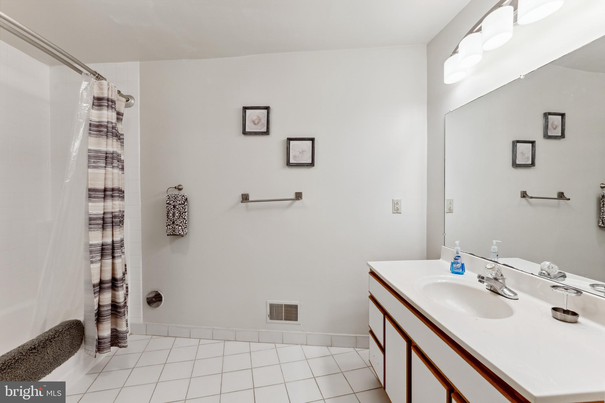 4409 Henderson Road Temple Hills, MD 20748 - Photo 43 of 73 Gallery Image 43