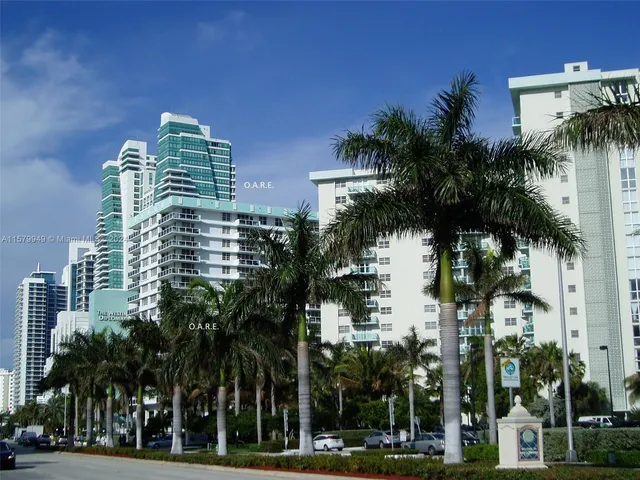 $3,250 | 3901 South Ocean Drive, Unit 14M, Hollywood, FL 33019