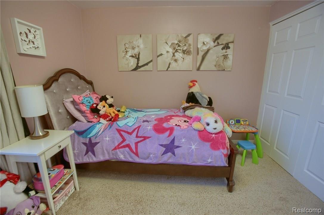 15006 Stephens Road Eastpointe, MI 48021 - Photo 18 of 25 3rd_Bedroom_2nd_View.jpg