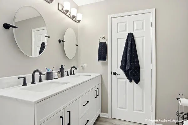 $299,700 | 2366 Scott Court, Round Lake Beach, IL 60073