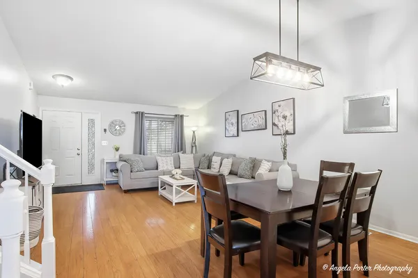 $299,700 | 2366 Scott Court, Round Lake Beach, IL 60073