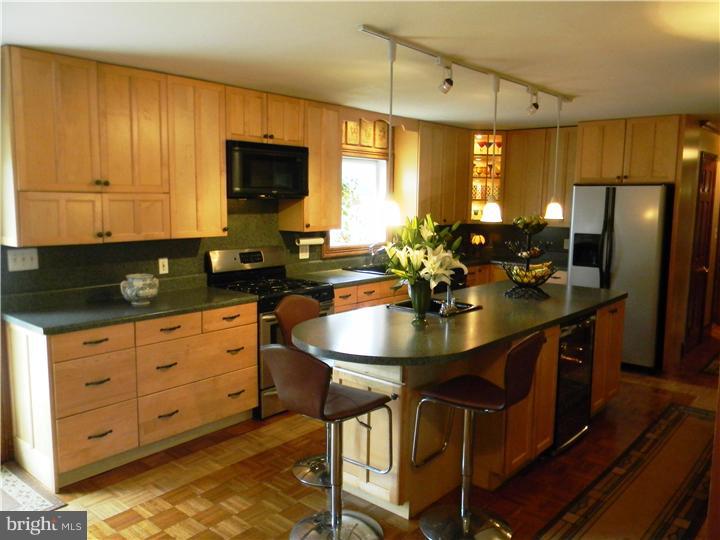 6 Brighton Road Ewing, NJ 08638 - Photo 4 of 19 Kitchen
