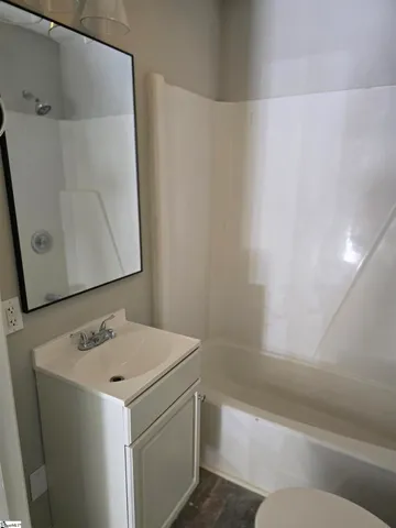 $169,000 | 222 Lee Street, Laurens, SC 29360