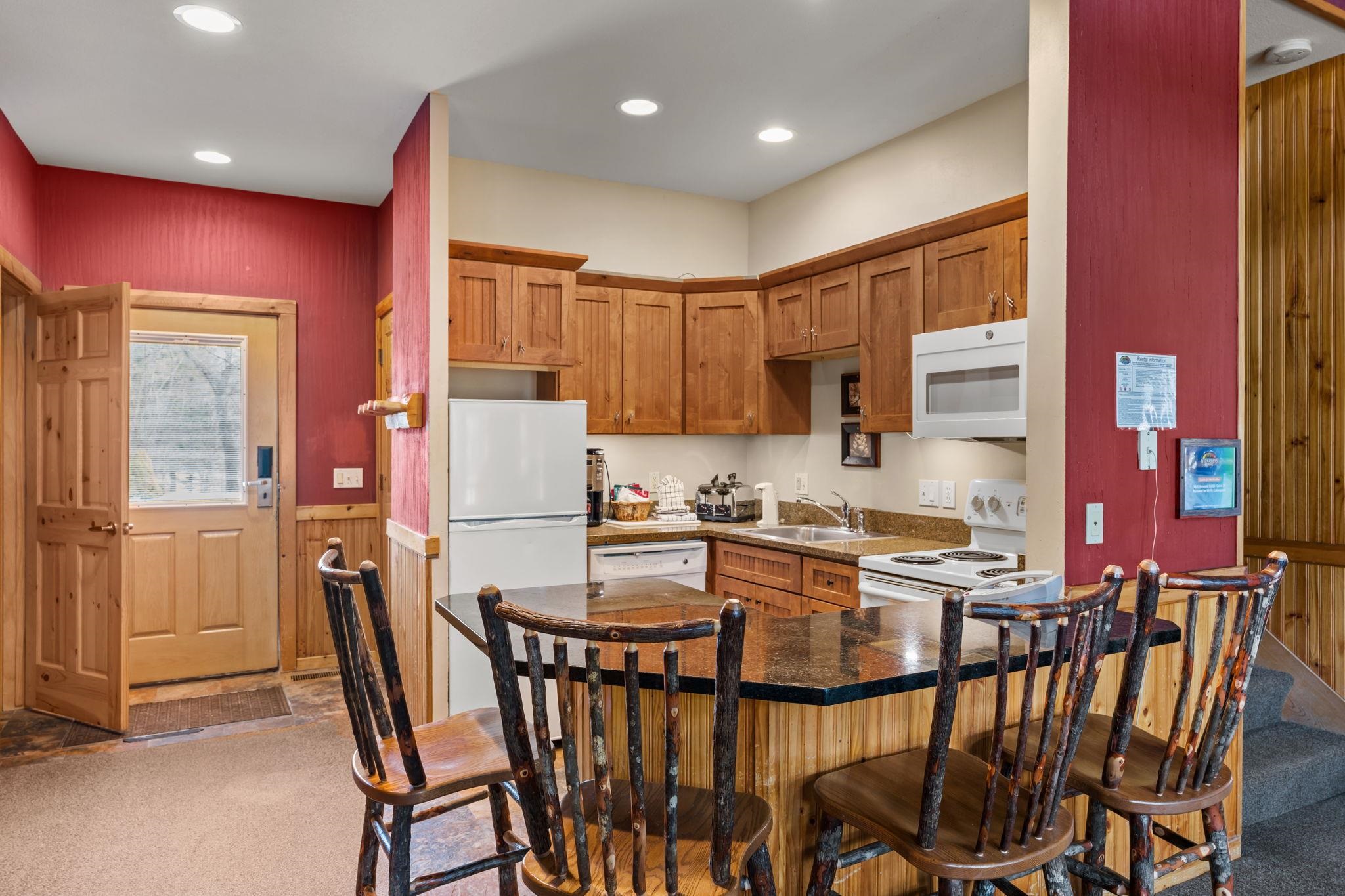1050 Canyon Road, Unit 21 Lake Delton, WI 53913 - Photo 15 of 37