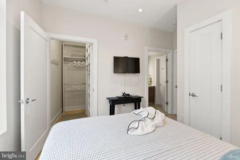 $564,000 | 1745 N Street Northwest, Unit 404, Washington, DC 20036