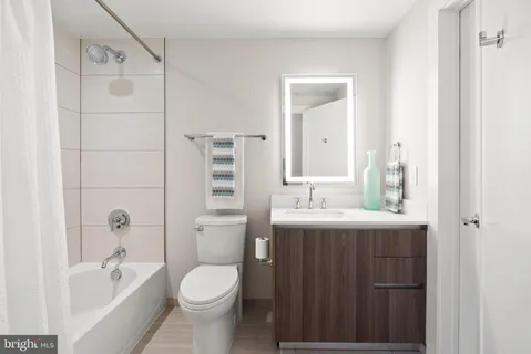 $564,000 | 1745 N Street Northwest, Unit 404, Washington, DC 20036