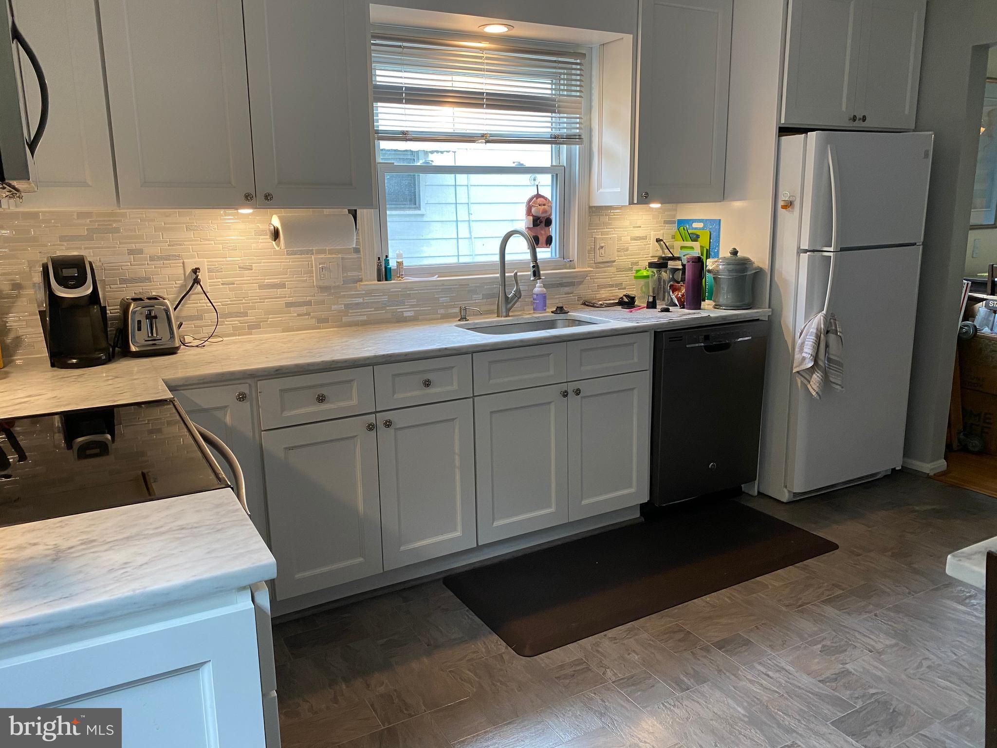 8804 Edmonston Road Berwyn Heights, MD 20740 - Photo 8 of 24 Updated Kit