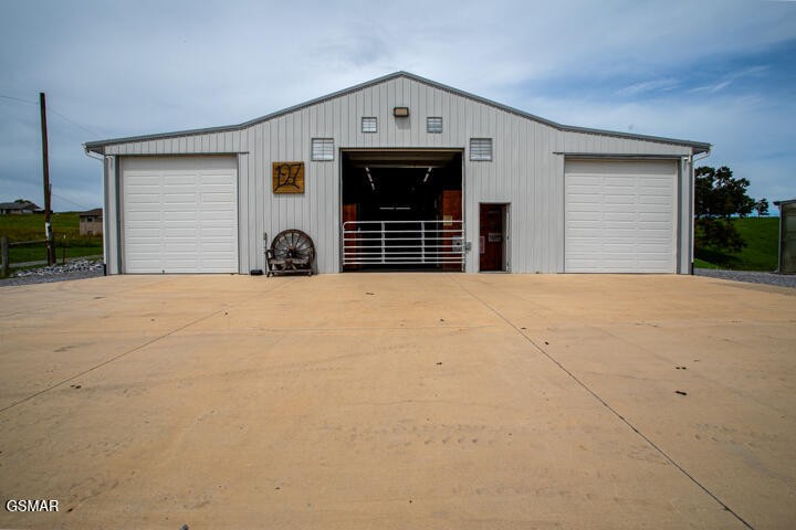 1917 Valley Home Road Dandridge, TN 37725 - Photo 17 of 84 Gallery Image 17