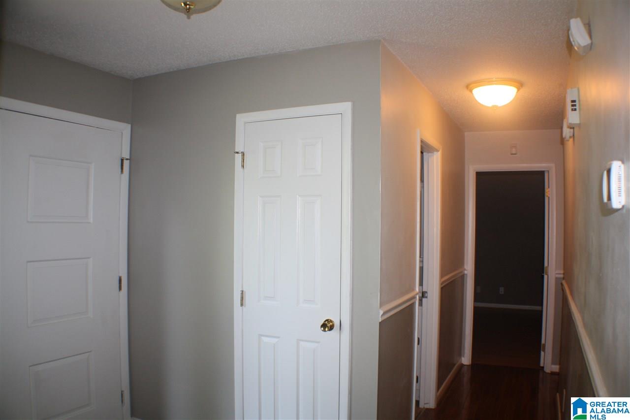 423 Cherokee Trail Anniston, AL 36206 - Photo 13 of 38