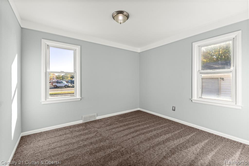 14705 Wick Road Allen Park, MI 48101 - Photo 14 of 23