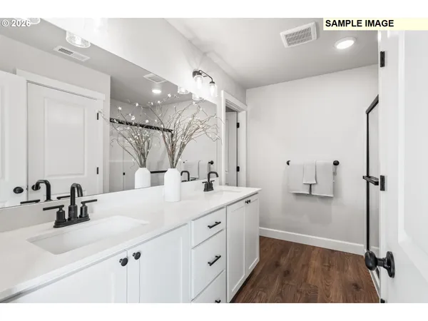 $379,997 | 596 Arthur Street, Umatilla, OR 97882