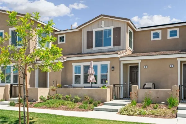 $424,990 | 16030 Lasselle Street, Unit 4, Moreno Valley, CA 92553