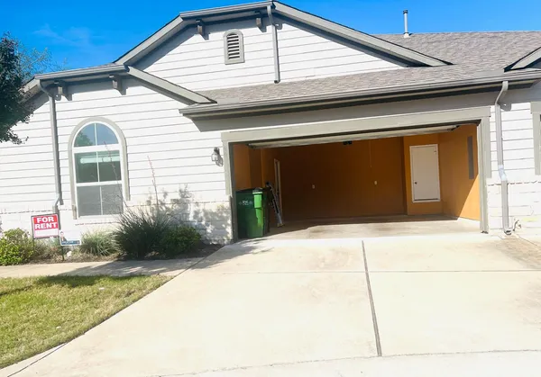 $2,100 | 13700 Sage Grouse Drive, Unit 601, Austin, TX 78729