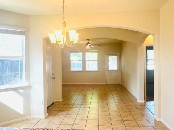 $2,100 | 13700 Sage Grouse Drive, Unit 601, Austin, TX 78729