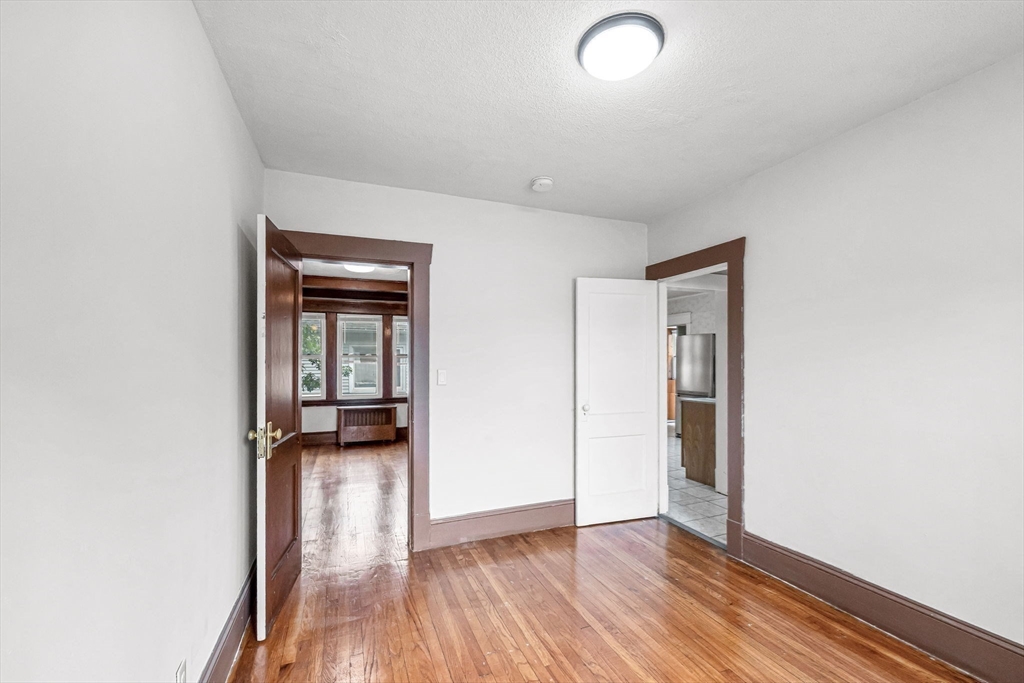 29 Appleton Street, Unit 2 Springfield, MA 01108 - Photo 8 of 35