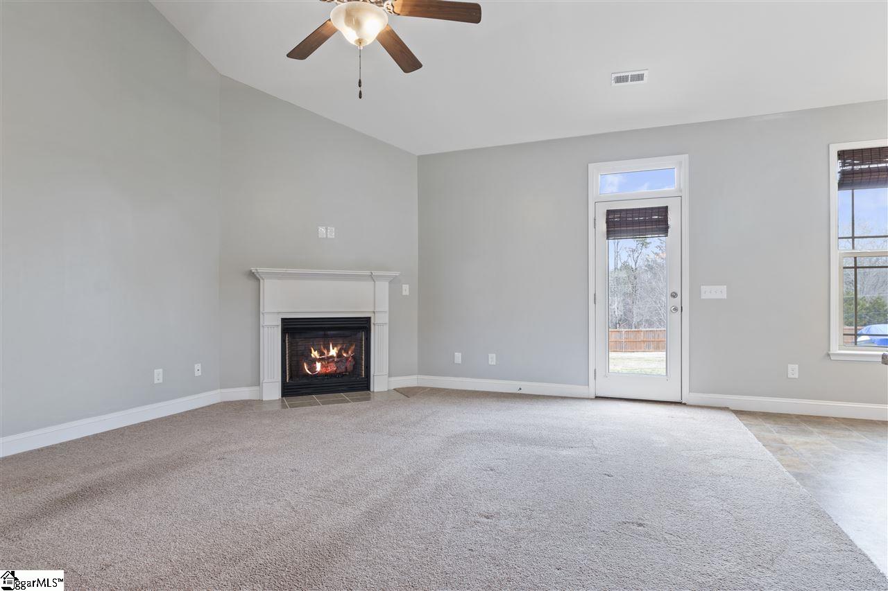 10 Rising Meadow Lane Taylors, SC 29687 - Photo 4 of 28 Gallery Image 4