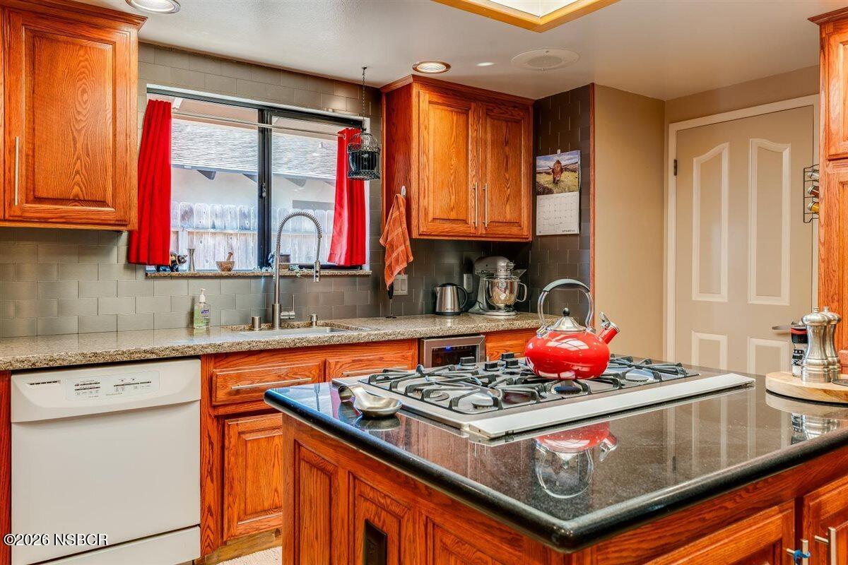 3893 Los Padres Road Santa Maria, CA 93455 - Photo 21 of 47 41-Central Coast Media & Marketing _ 389