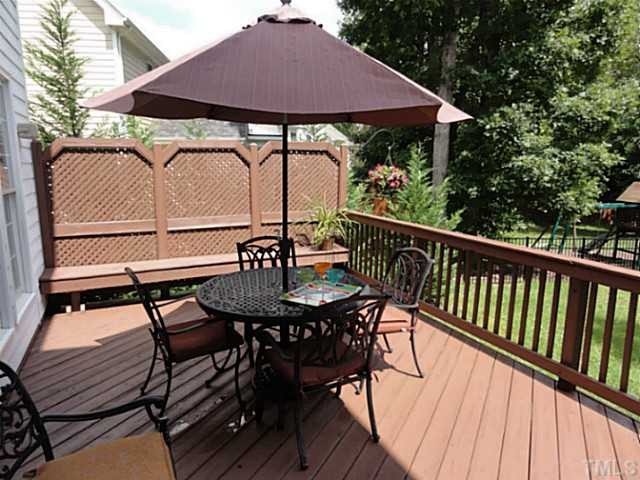 9408 Stone Mountain Road Raleigh, NC 27613 - Photo 23 of 25 Patio/Deck