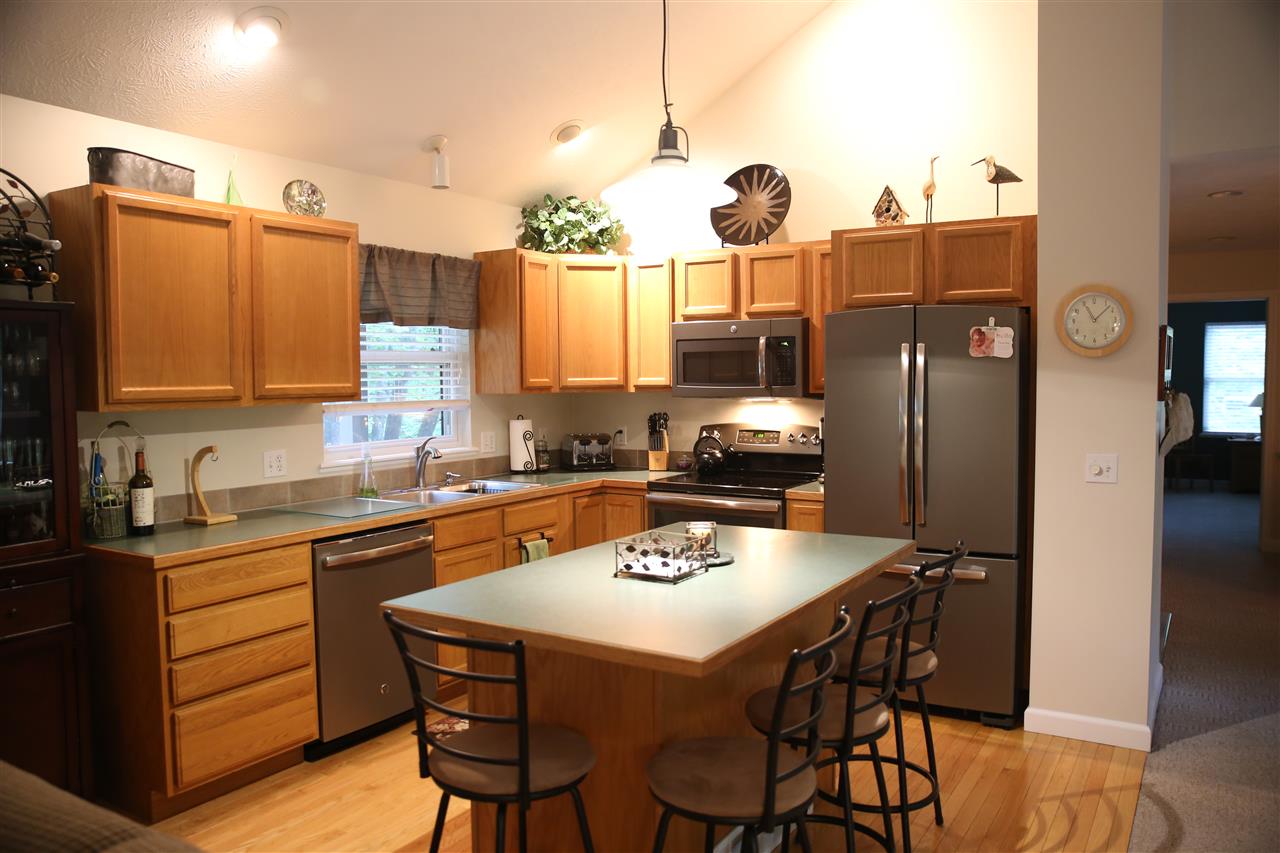 24 Loggers Run Road Maple City, MI 49664 - Photo 8 of 22 1877633-7.JPG