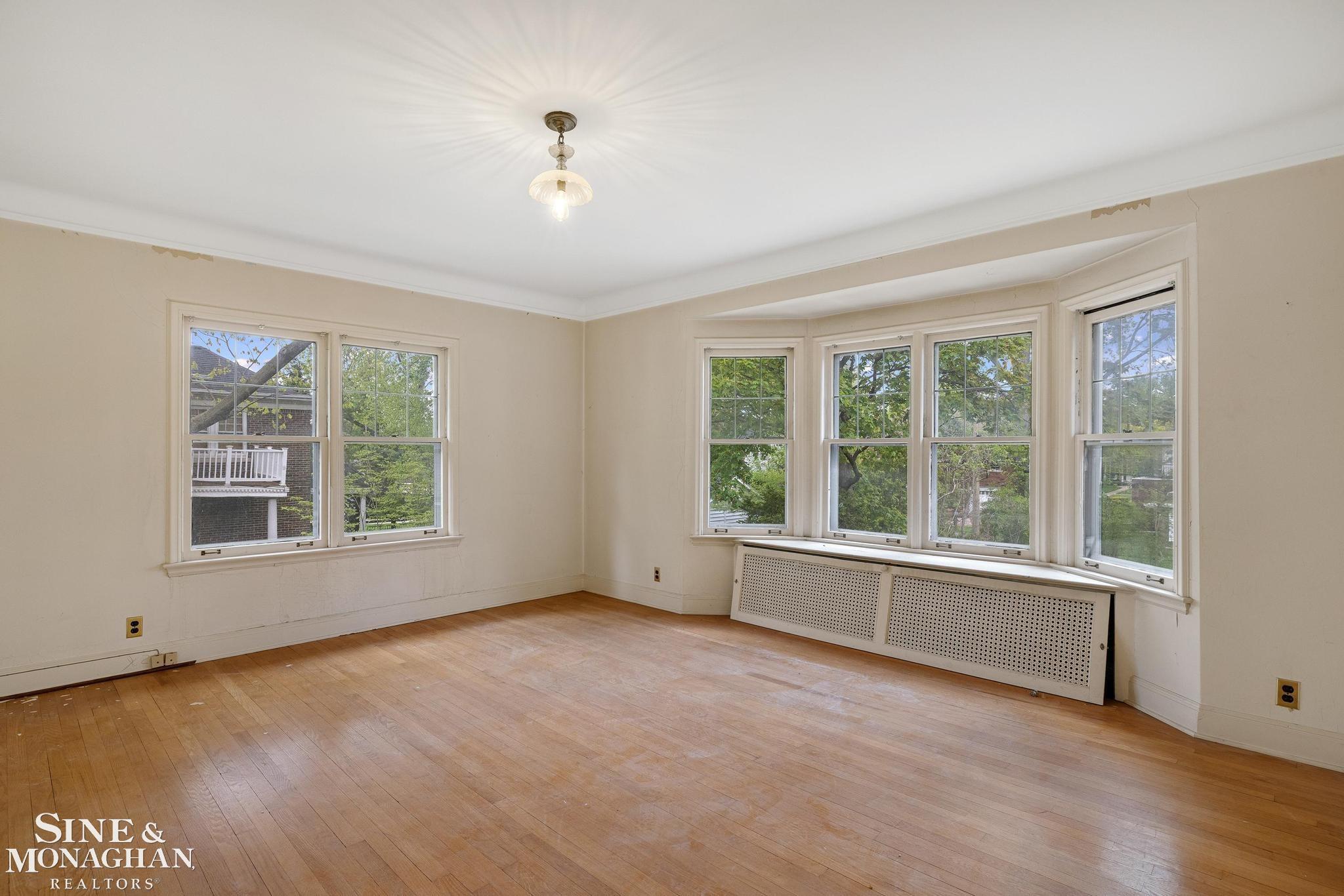 1350 Buckingham Road Grosse Pointe Park, MI 48230 - Photo 33 of 51