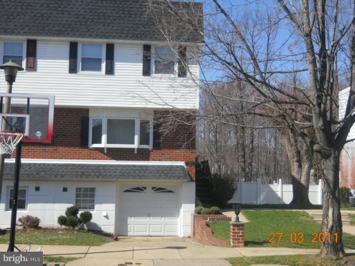 11950 Dumont Road Philadelphia, PA 19116 - Photo 1 of 18 Exterior Front