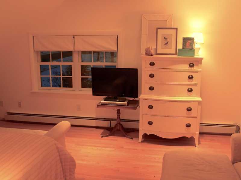 233 Mills Road Kennebunkport, ME 04046 - Photo 15 of 27 Master Bedroom.