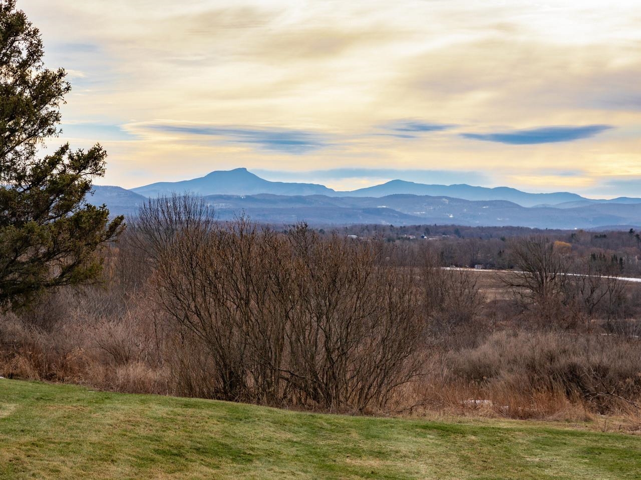 139 Southridge Road Shelburne, VT 05482 - Photo 5 of 44 Gallery Image 5