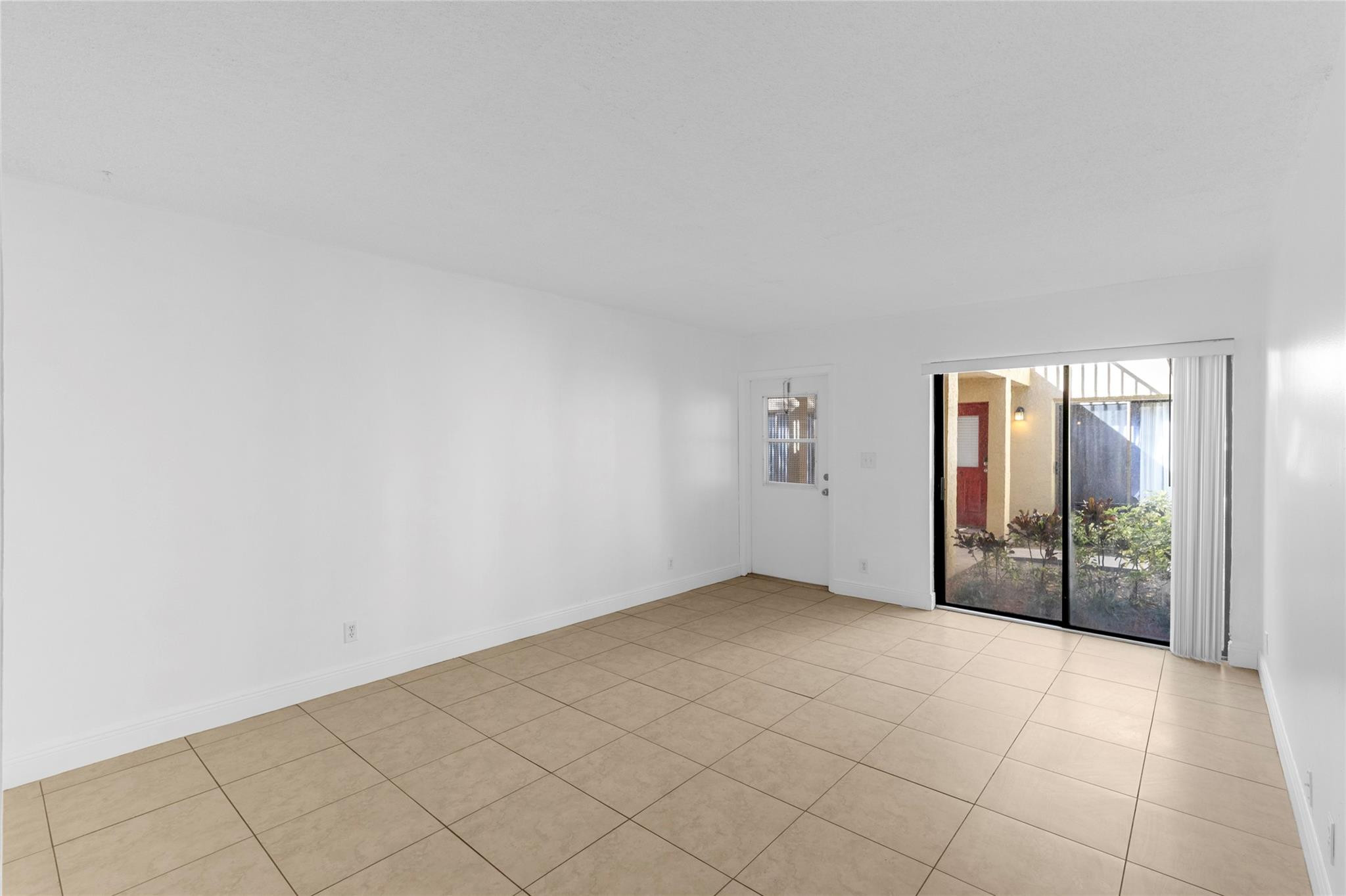 2661 Riverside Drive, Unit 2 Coral Springs, FL 33065 - Photo 6 of 20 Photo 6