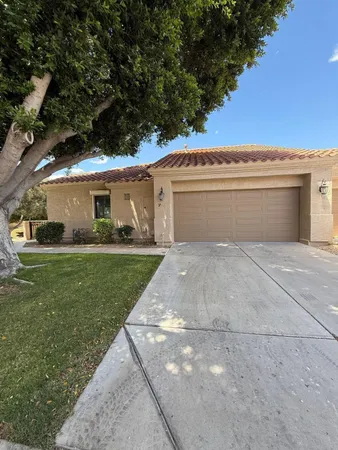 $2,400 | 45 East 9th Place, Unit 71, Mesa, AZ 85201