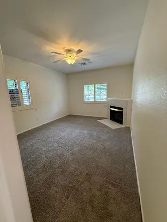 $2,400 | 45 East 9th Place, Unit 71, Mesa, AZ 85201