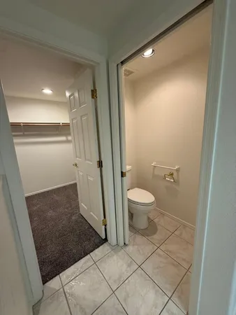 $2,400 | 45 East 9th Place, Unit 71, Mesa, AZ 85201