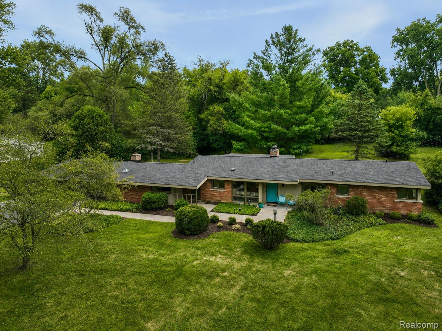 32750 Romsey Road Franklin, MI 48025 - Photo 41 of 42 ChatGPT Image Aug 12, 2026 at 10_05_12 PM.jpg