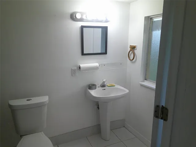 $1,100 | 7400 Panama Street, Miramar, FL 33023